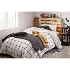 Reversible Microfiber Grid Comforter - Room Essentials™ -Target Furni Sales GUEST 3461f2cc 3d8d 40ee b98b 17a6275dab4d