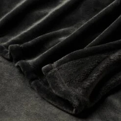 Recycled Polyester Throw Blanket - Room Essentials™ -Target Furni Sales GUEST c39413b0 f956 4077 9ab9 9328192acbba